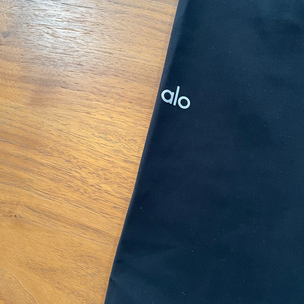 Nwot Alo Ripped Warrior Leggings View 6